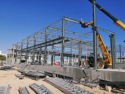 Oman dalawang storey steel structure workshop.